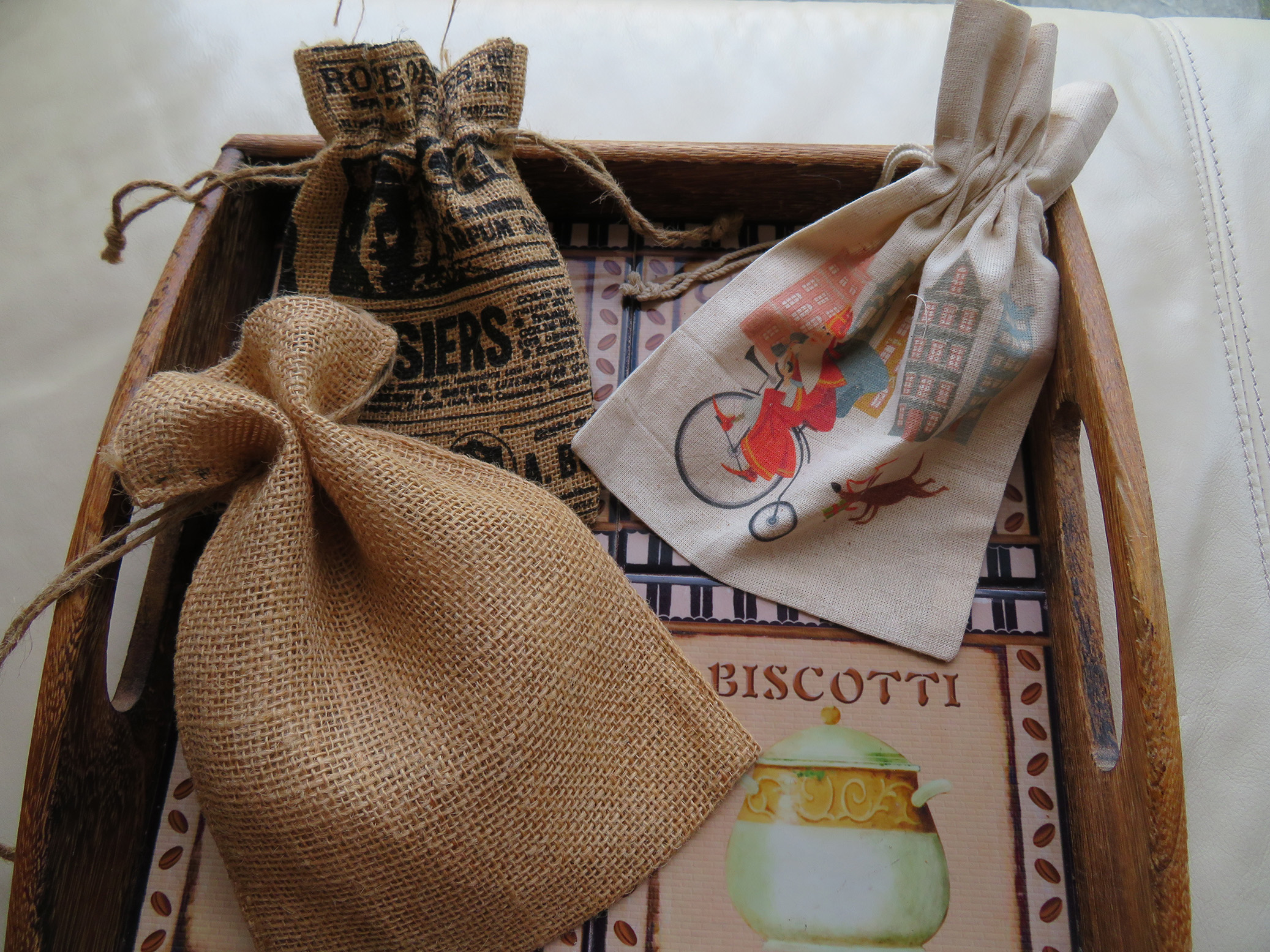 jute-cotton-pouches-knick-knack